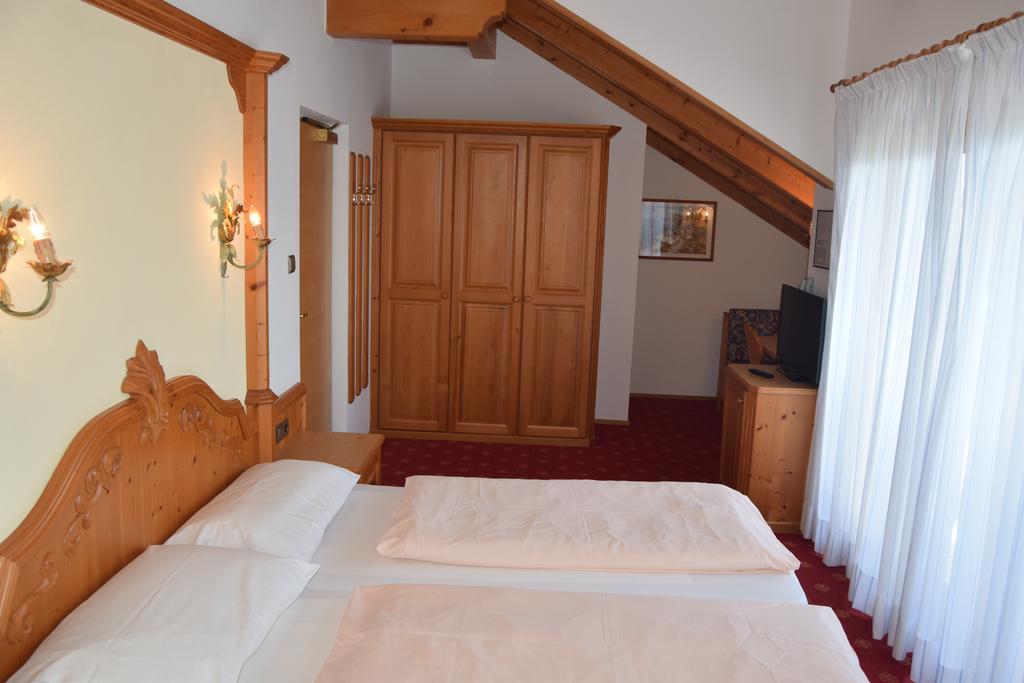 Hotel Tannhof Caldaro Zewnętrze zdjęcie